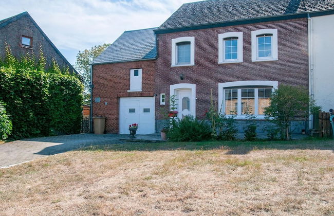 Charming Holiday Home in Houyet Near Forest - Photo 33