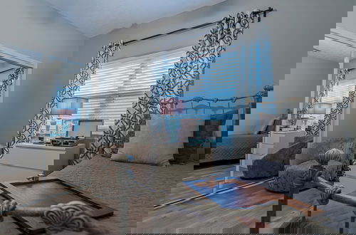 Photo 36 - The Blue Flamingo