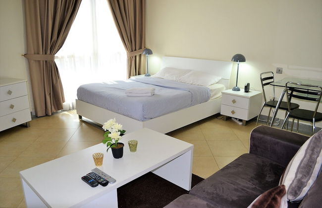 Bright furnished studio near metro in Tecom - ALIA - Foto 4