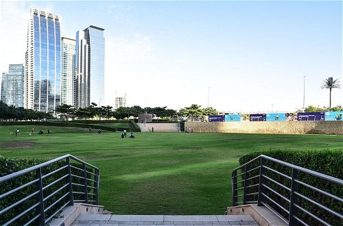 Foto 6 - Remarkable & Upscale Living in This 1BR Apartment at JLT