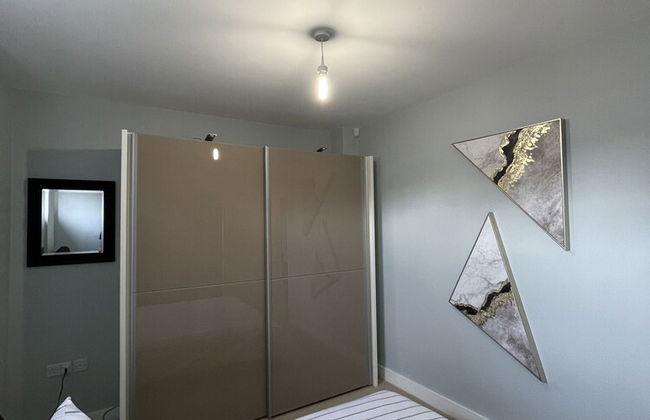 Luxurious Private One Bedroom Apartment - Foto 21