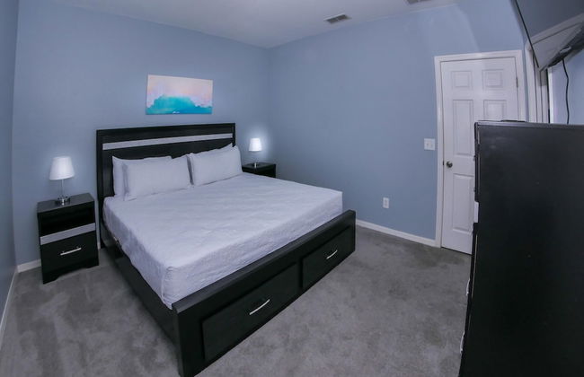5/4 Pool Home Located in Sunset Ridge Community! - Foto 9