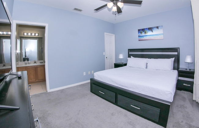 5/4 Pool Home Located in Sunset Ridge Community! - Foto 13