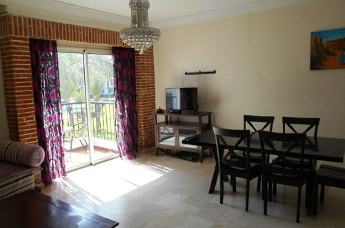 Photo 2 - Lovely two Bedroom Apartment Ref T24302