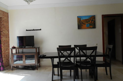 Photo 12 - Lovely two Bedroom Apartment Ref T24302