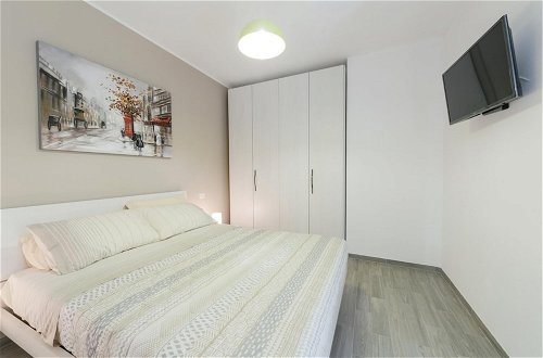 Photo 7 - Sunflower Apartment 1 With Terrace in Baveno