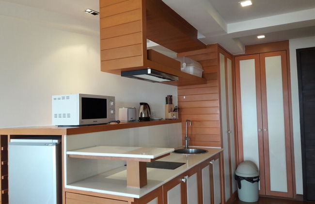 The Green Golf Residence Condominium - Photo 31