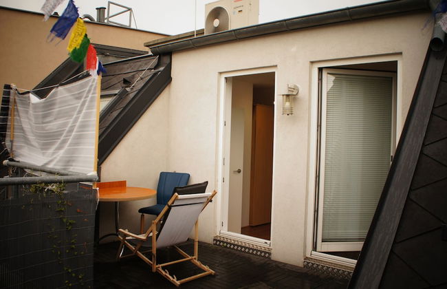 Rooftop Apartment with Views. - Foto 38