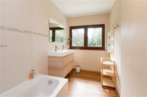Foto 20 - Luxurious Villa in Tenneville With Sauna