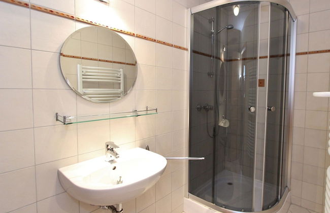 Chalet in Alps Near Ski Lift and Sauna - Foto 16