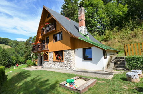 Photo 21 - Luxury Chalet Near Ski Area in Benecko