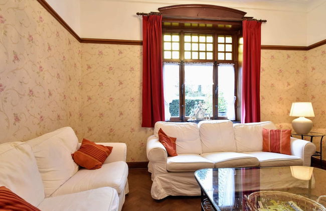 A Beautiful Belle Epoque Villa in the Heart of Hamoir - Foto 16