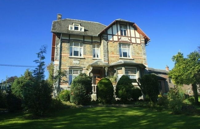 A Beautiful Belle Epoque Villa in the Heart of Hamoir - Foto 28