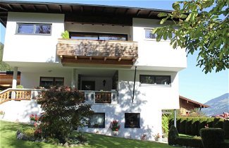 Foto 1 - Apartment in Ried im Zillertal With Terrace