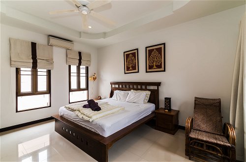 Foto 12 - 4 Bedroom Private Bali Style Villa HH1