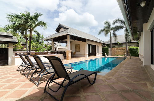 Photo 43 - 4 Bedroom Private Bali Style Villa HH1