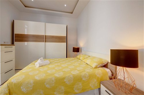 Foto 2 - Modern Apartment in the Best Area of Sliema