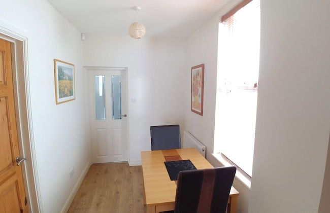 Spacious 3-bedroom House With Superfast Wi-fi - Foto 2