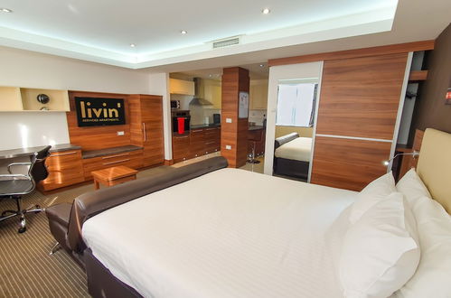 Photo 35 - Livin’ Serviced Apartments