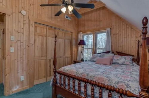 Photo 7 - Horseshow Hideaway – Pet Friendly Cabin, 7 Minutes to TIEC