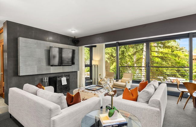 Durant Condominiums by Frias - Photo 72