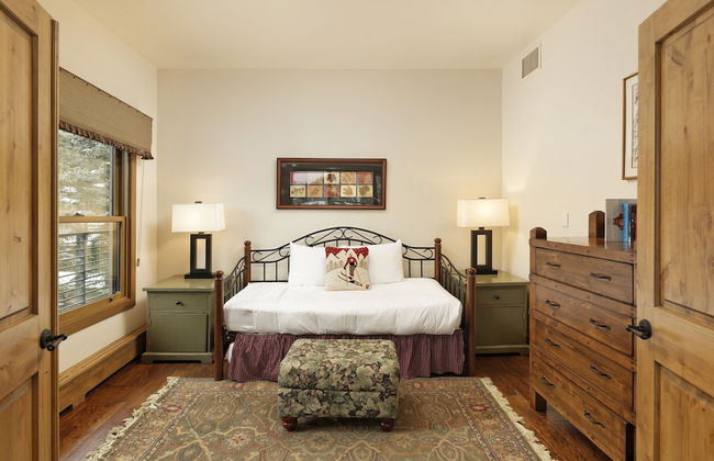 Durant Condominiums by Frias - Photo 4