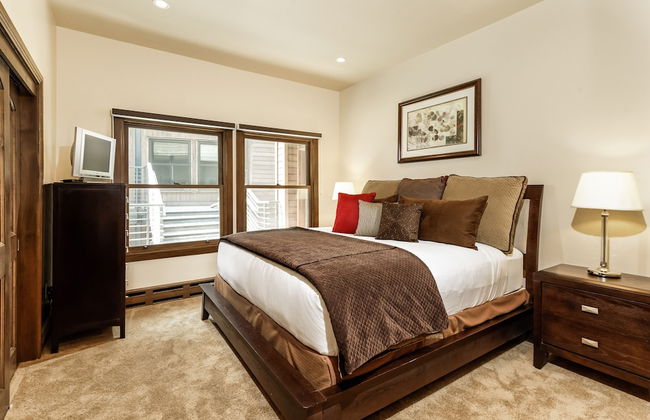 Durant Condominiums by Frias - Foto 7