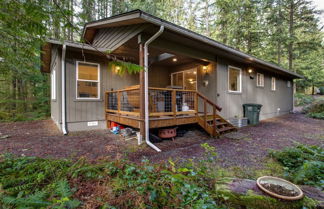 Photo 1 - Mt Baker Lodging Cabin 30 - Sleeps 8