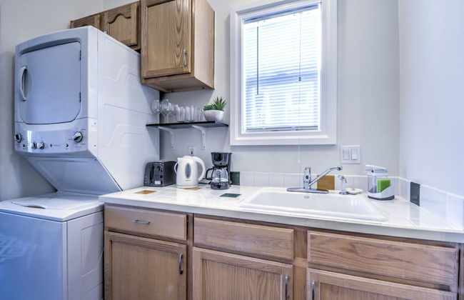 Capitol Hill Cozy Condos - Photo 12