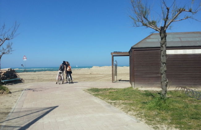 Appartamento sulla spiaggia con balcone - Foto 23