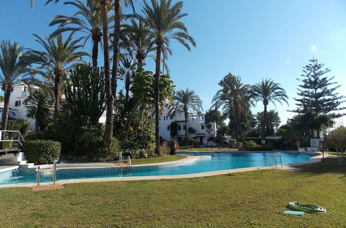 Photo 15 - Apartment With Sea View In Puerto Banus