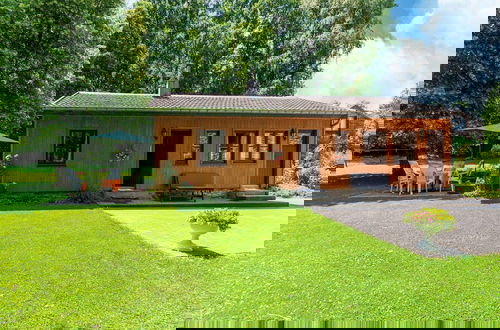 Foto 1 - Attractive Chalet in Vielsalm With Large Garden