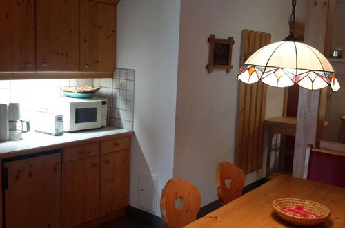 Foto 5 - Cozy Holiday Apartment With Sauna in Schladming