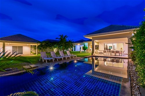Photo 1 - Hua Hin Pool Villa with 4 Bedrooms L50