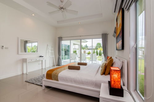 Photo 6 - Hua Hin Pool Villa with 4 Bedrooms L50