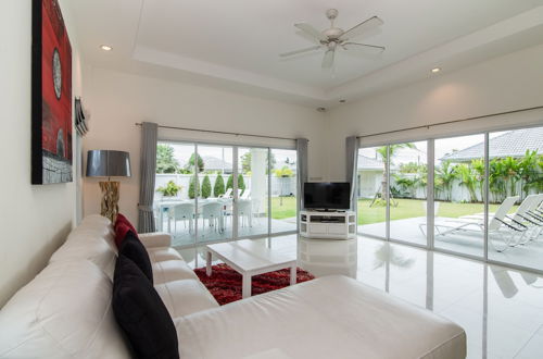 Photo 25 - Hua Hin Pool Villa with 4 Bedrooms L50