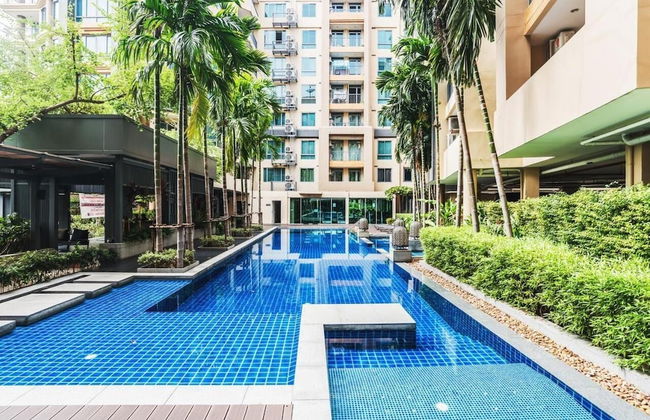 Locals Sathorn Siamese Nang Linchee - Foto 42