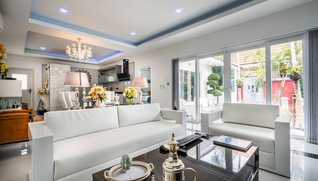 Coin salon dans le hall