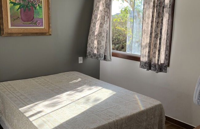 Charme e Aconchego - Casa para 10 pessoas com 3 quartos - Foto 3