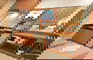 Foto 25 - Green Harbor Hotel & Service Apartment