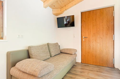 Foto 11 - Comfy Apartment in Hollersbach im Pinzgau near Lake