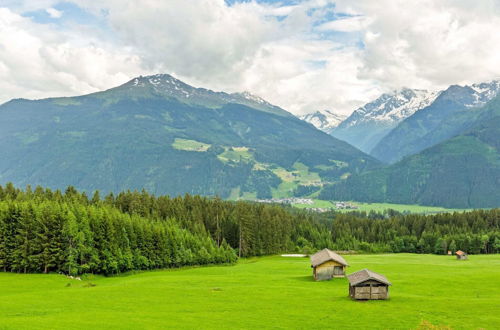 Photo 31 - Comfy Apartment in Hollersbach im Pinzgau near Lake