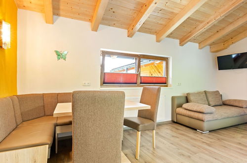 Photo 9 - Comfy Apartment in Hollersbach im Pinzgau near Lake