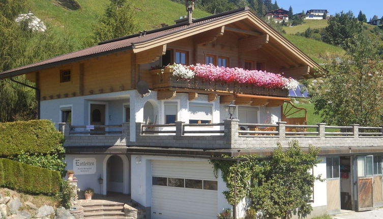 Photo 1 - Comfy Apartment in Hollersbach im Pinzgau near Lake