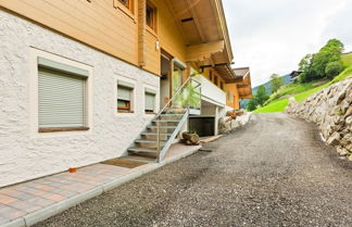 Photo 3 - Comfy Apartment in Hollersbach im Pinzgau near Lake