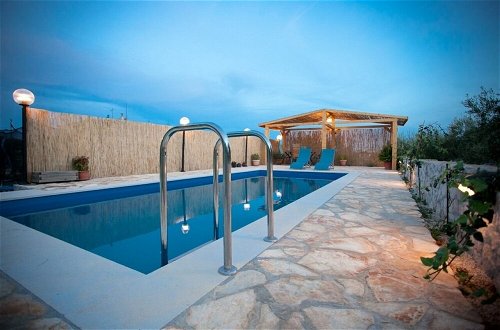 Photo 9 - Ani - With Pool and hot tub - A3 Juzni