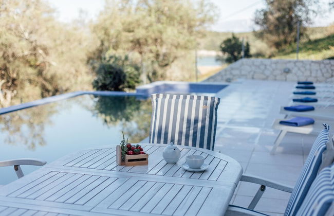 Villa Breeze & Villa Coco by Konnect Avlaki Beach - Foto 26
