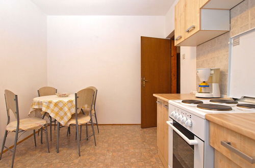 Photo 13 - Apartment 1210