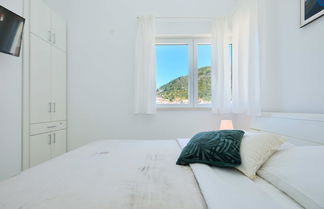 Photo 2 - Blue Bay Apartment