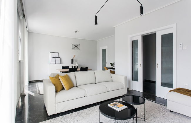 Spacious & Airy 1 Bedroom Apartment near HELEXPO - Foto 14